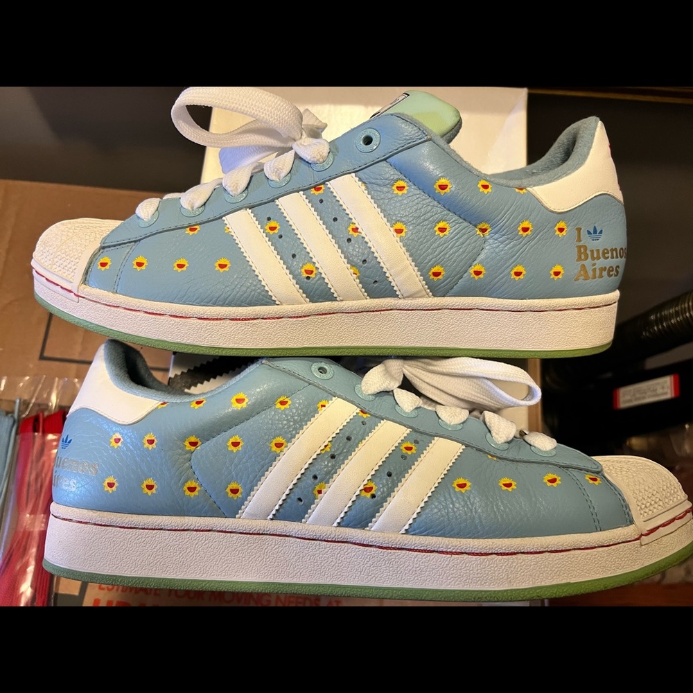 Adidas Superstar 35th Anniversary - Cities Edition “Buenos Aires”